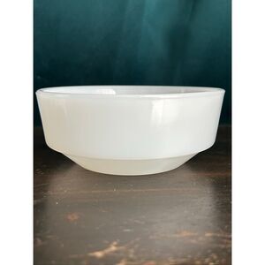 Vintage Federal White Milk Glass Berry Fruit Oatmeal Bowl